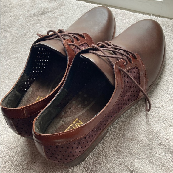 Naot Buran NWOT size 39 burgundy suede / toffee brown leather Oxford shoes - Picture 4 of 6